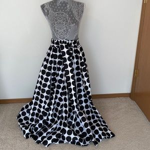 Woman’s circle skirt